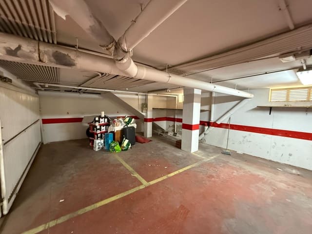 Garaż do wynajęcia w Centro, Torrevieja - 300 € (Ref: 9547420)