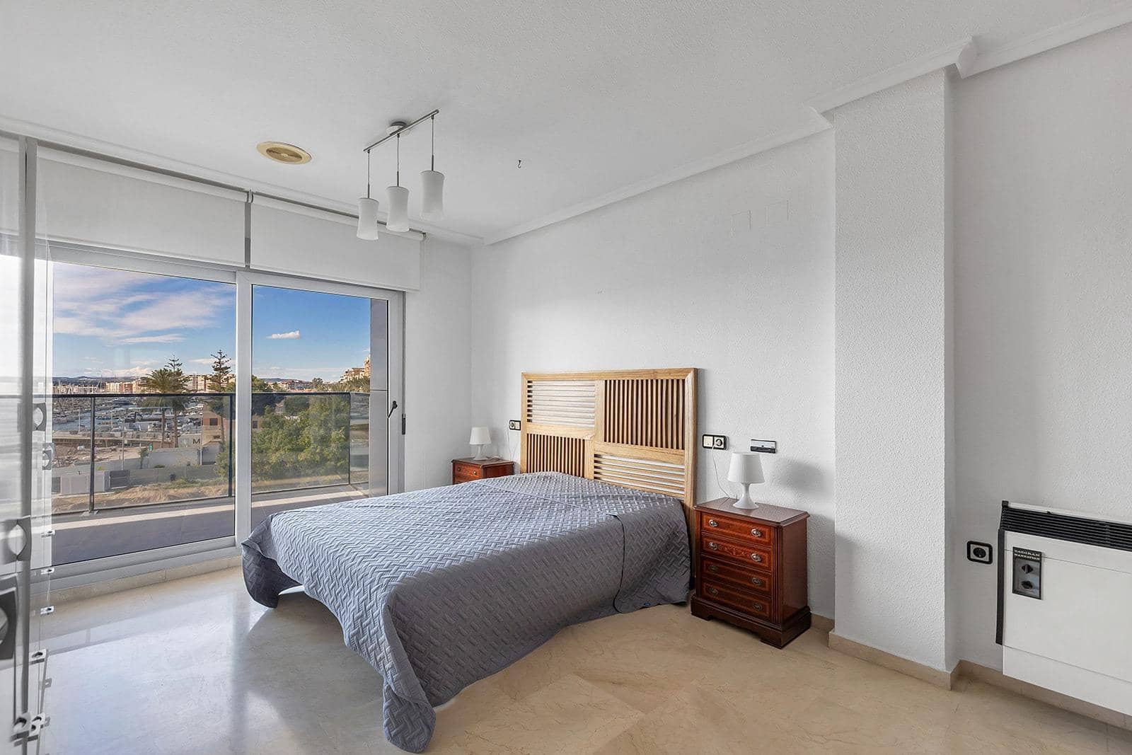 3 Zimmer Apartment zu verkaufen in Torrevieja - 375.000 € (Ref: 9547421)