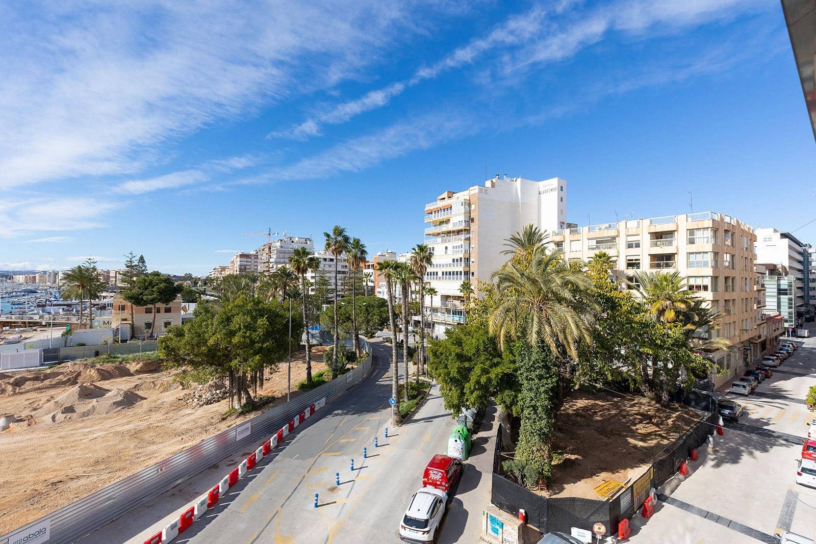 3 Zimmer Apartment zu verkaufen in Torrevieja - 375.000 € (Ref: 9547421)