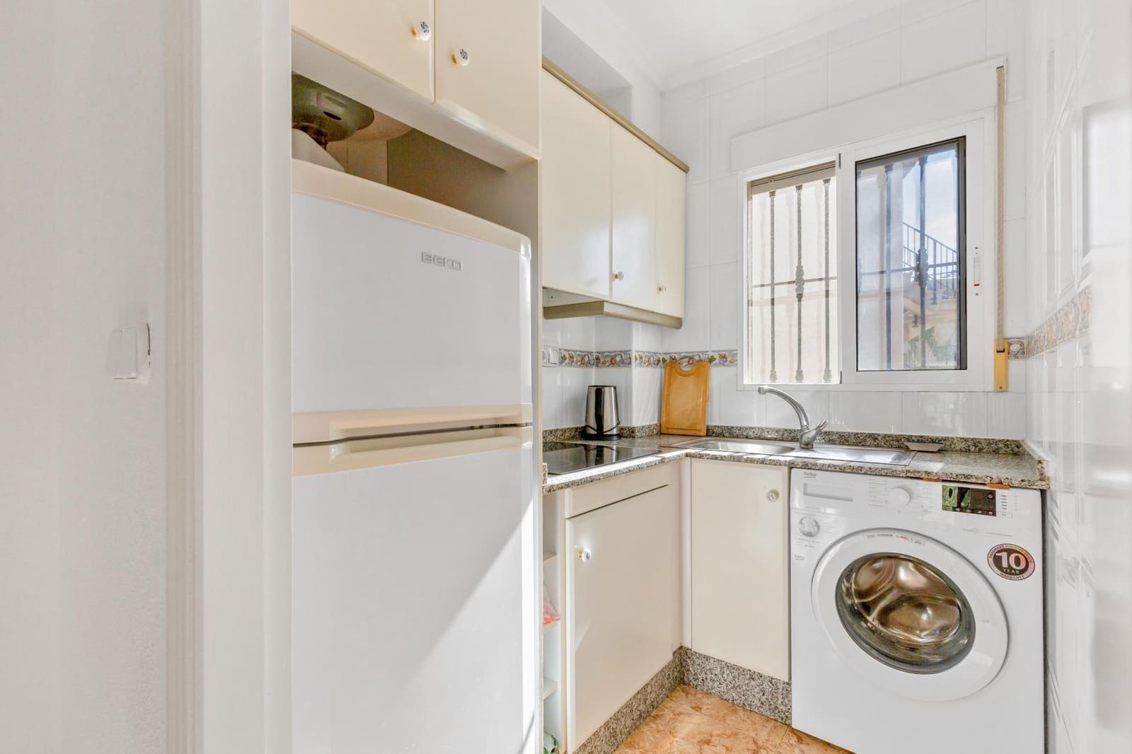 2 sypialnia Apartament na sprzedaż w Filipinas z basenem garażem - 124 900 € (Ref: 9585279)