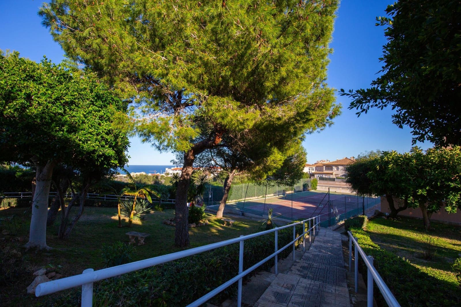 2 soveværelse Lejlighed til salg i Torrevieja med swimmingpool garage - € 149.990 (Ref: 9618871)