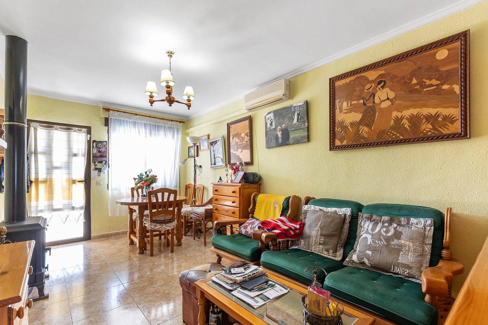 3 bedroom Bungalow for sale in Torrevieja - € 125,000 (Ref: 9629515)