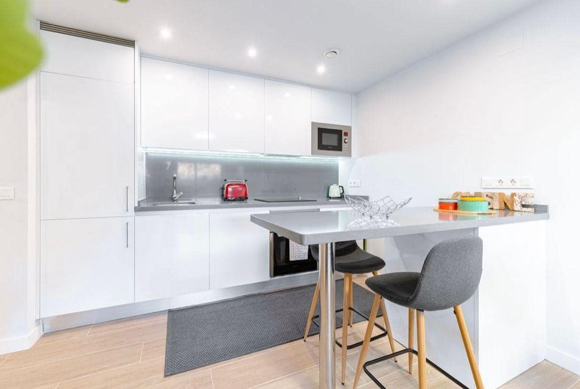 2 slaapkamer Appartement te koop in Filipinas met zwembad garage - € 259.000 (Ref: 9655559)