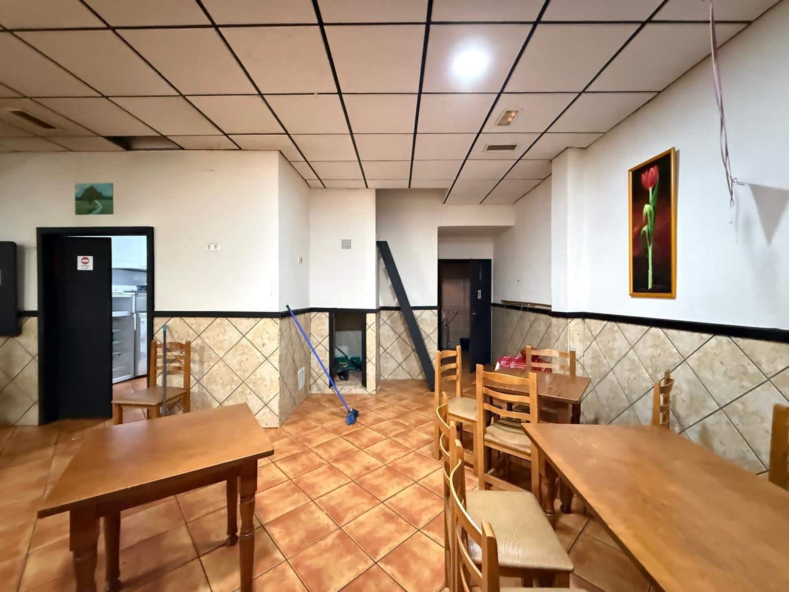 Local Comercial en Torrevieja en venta - 169.900 € (Ref: 9655560)