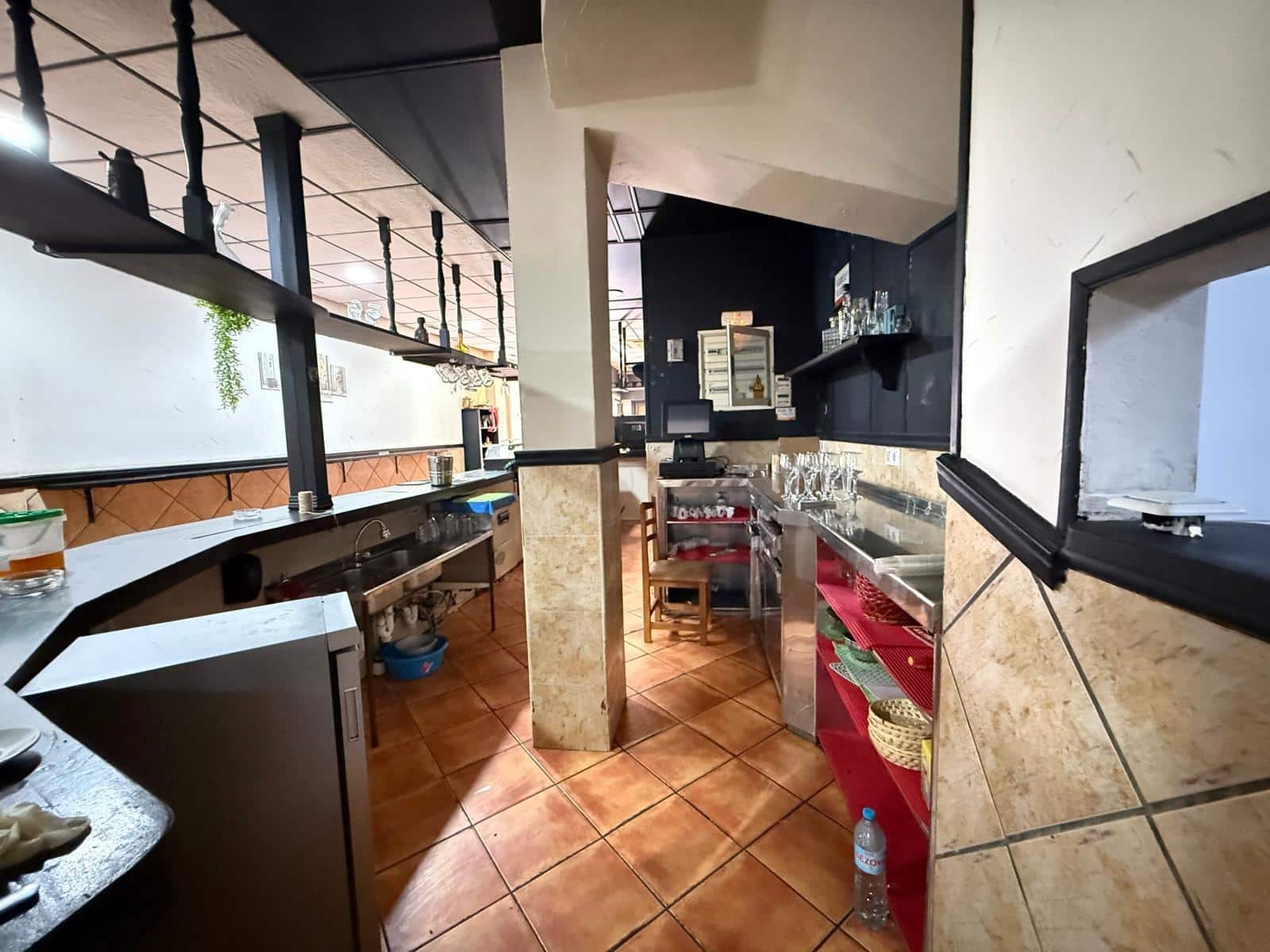 Local Comercial en Torrevieja en venta - 169.900 € (Ref: 9655560)