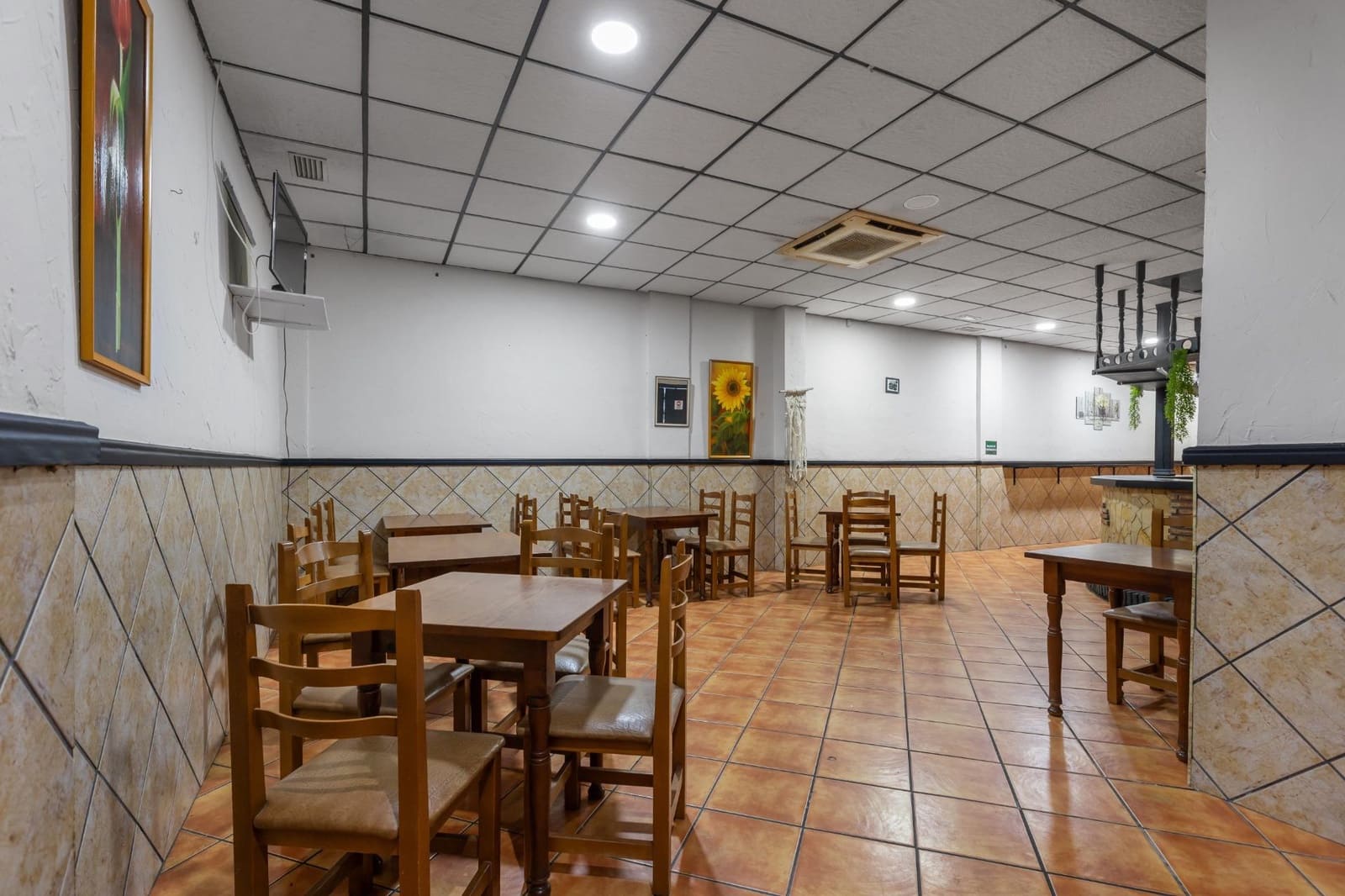 Commercieel te koop in Torrevieja - € 169.900 (Ref: 9655560)