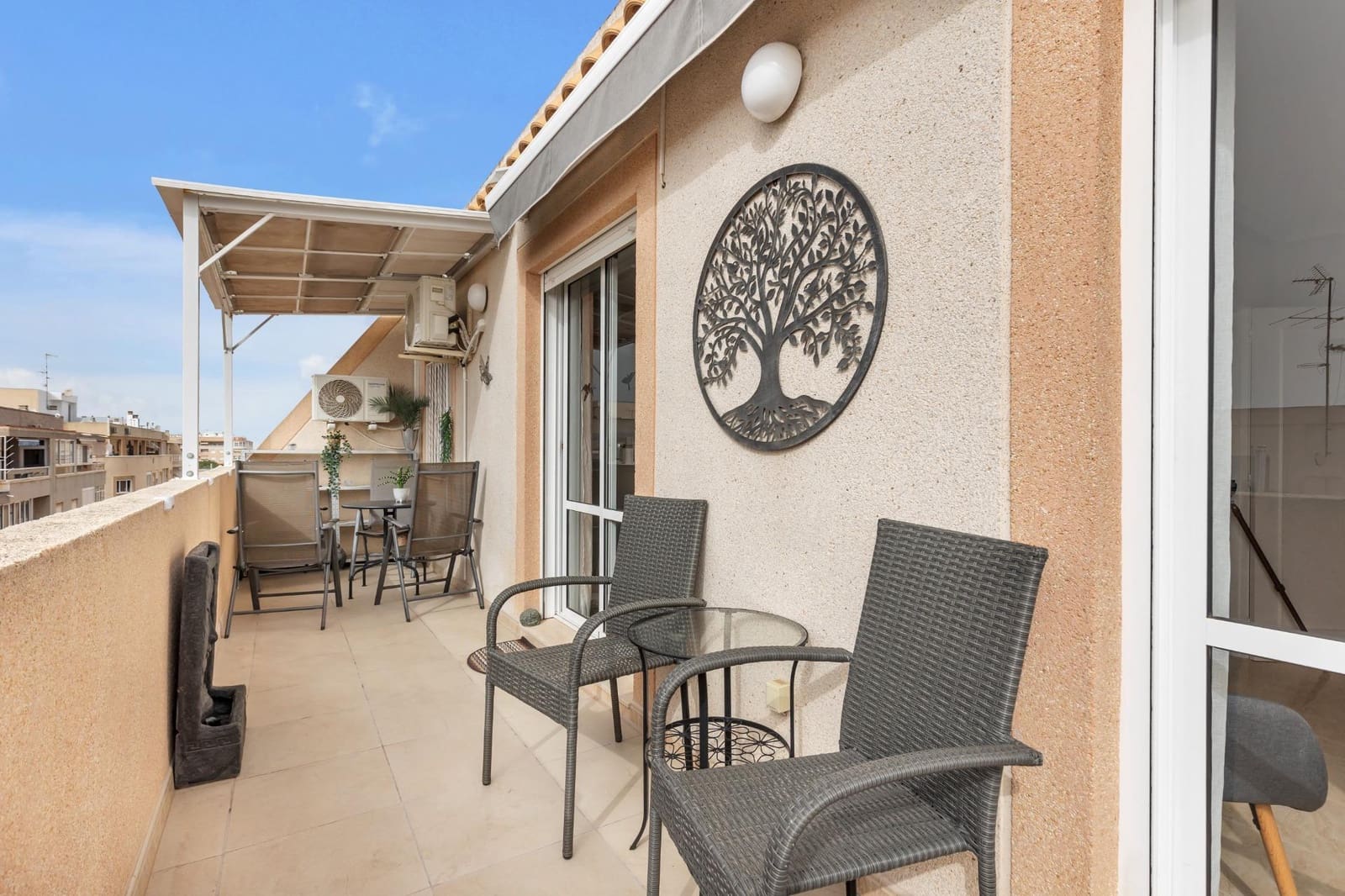 3 soverom Penthouse til salgs i Torrevieja med svømmebasseng garasje - € 189 000 (Ref: 9658173)