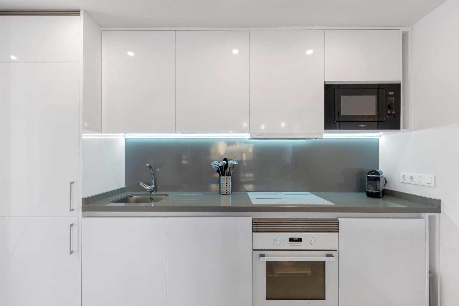 2 chambre Appartement à vendre à Filipinas avec piscine garage - 275 000 € (Ref: 9658174)