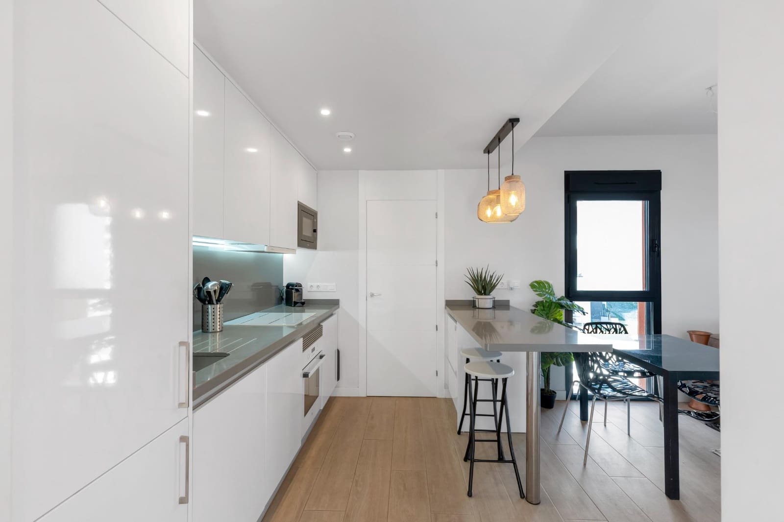 2 chambre Appartement à vendre à Filipinas avec piscine garage - 275 000 € (Ref: 9658174)