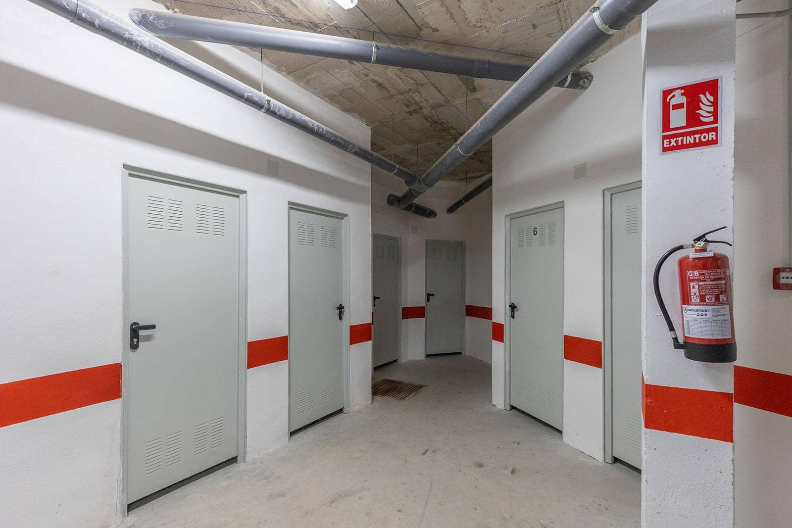 2 bedroom Flat for sale in Formentera del Segura with pool - € 195,000 (Ref: 9676672)