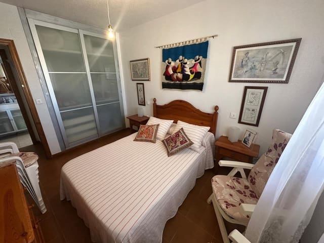 Ático de 1 habitación en Cabo Cervera, Torrevieja en venta con piscina garaje - 149.000 € (Ref: 9689949)