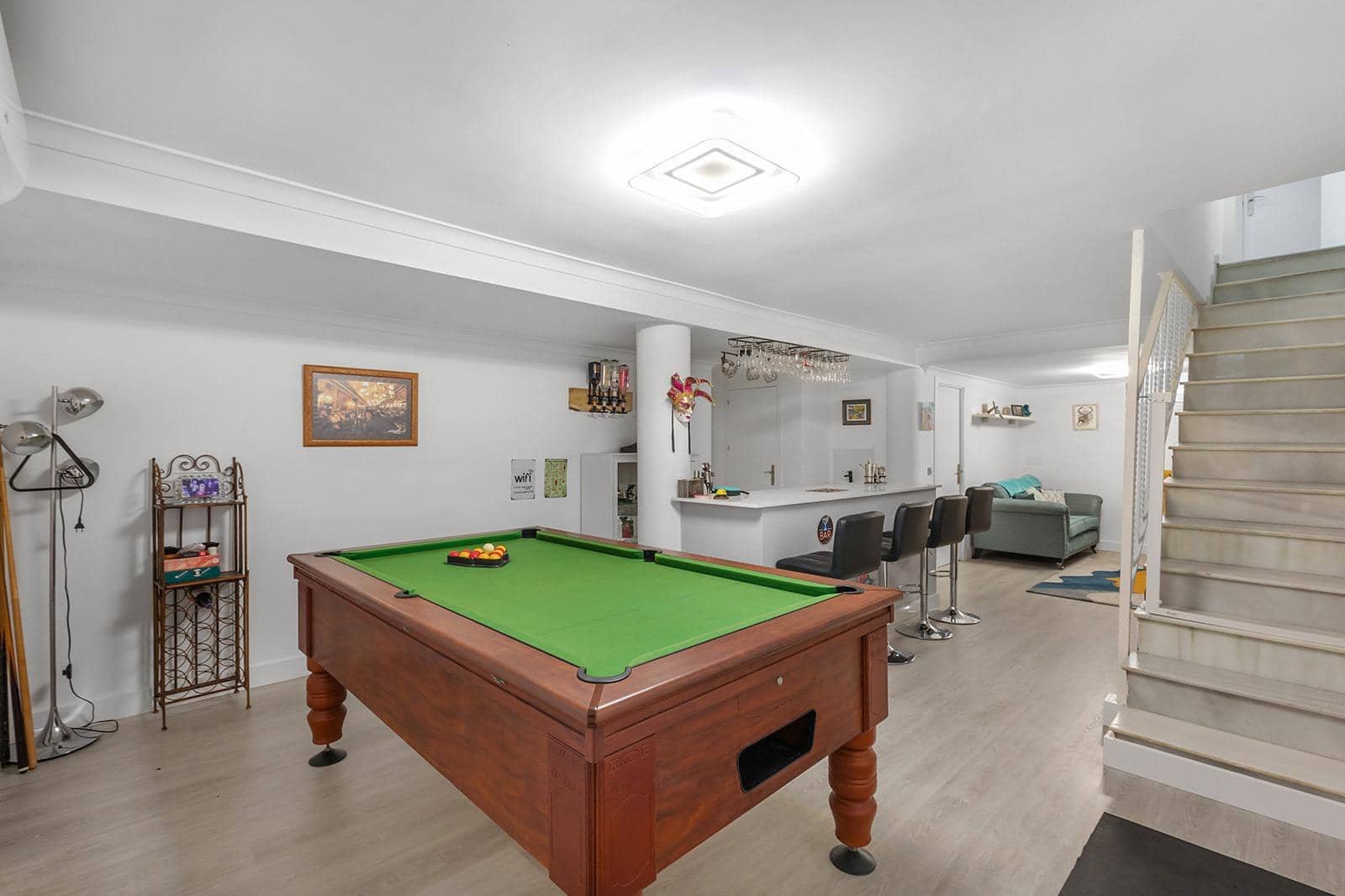 4 chambre Villa/Maison à vendre à Guardamar del Segura avec piscine garage - 285 000 € (Ref: 9689950)