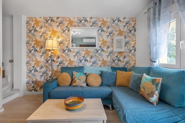 4 chambre Villa/Maison à vendre à El Moncayo - El Pòrtic, Guardamar del Segura avec piscine garage - 285 000 € (Ref: 9689950)