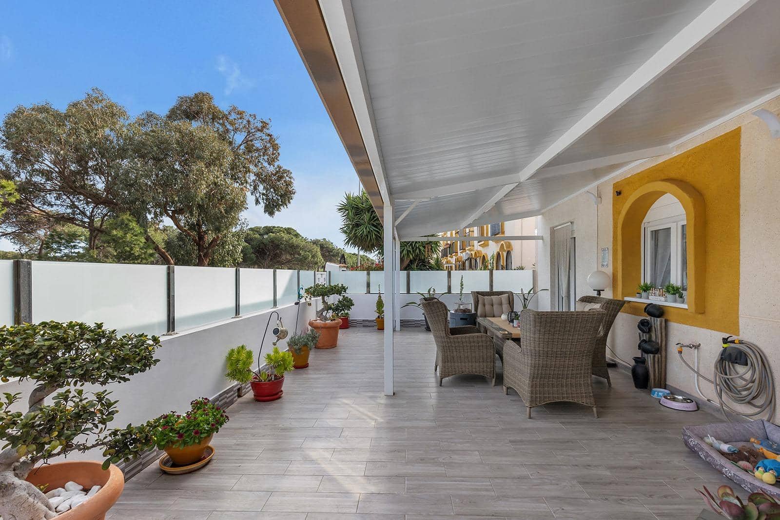 4 chambre Villa/Maison à vendre à Guardamar del Segura avec piscine garage - 285 000 € (Ref: 9689950)