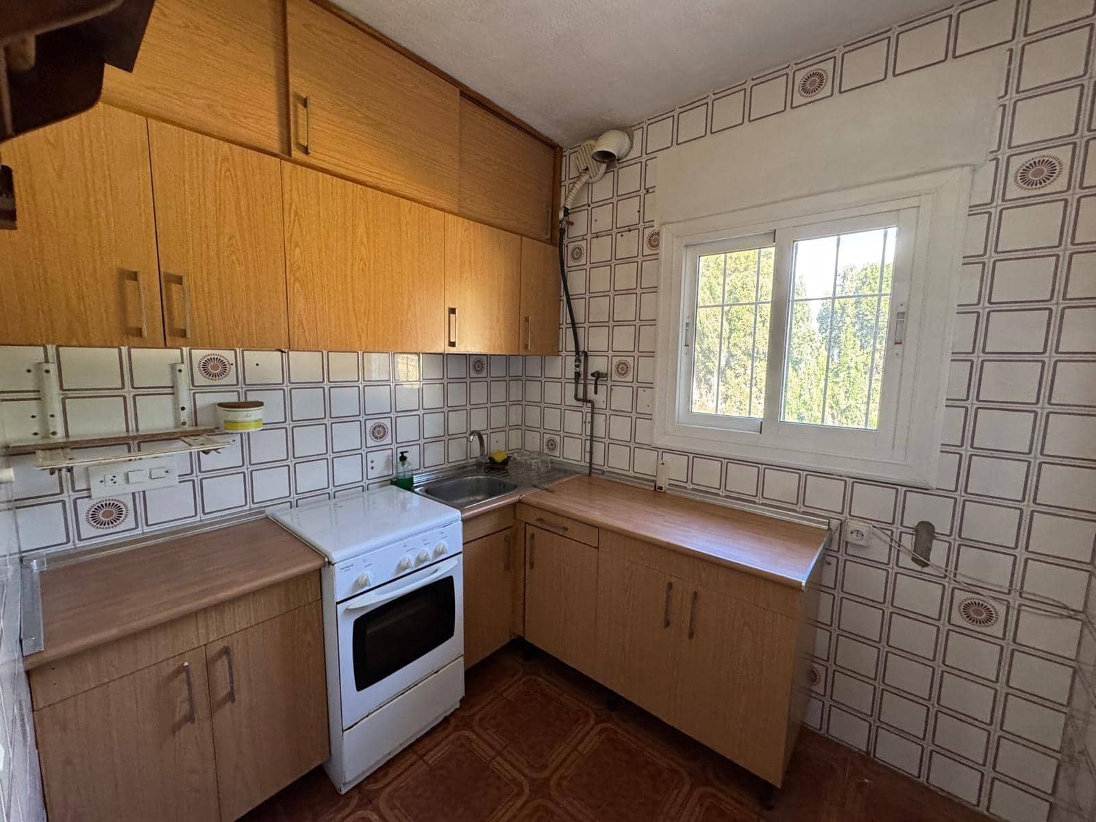 2 makuuhuone Huvila myytävänä paikassa Los Balcones mukana 
autotalli - 295 000 € (Ref: 9700373)