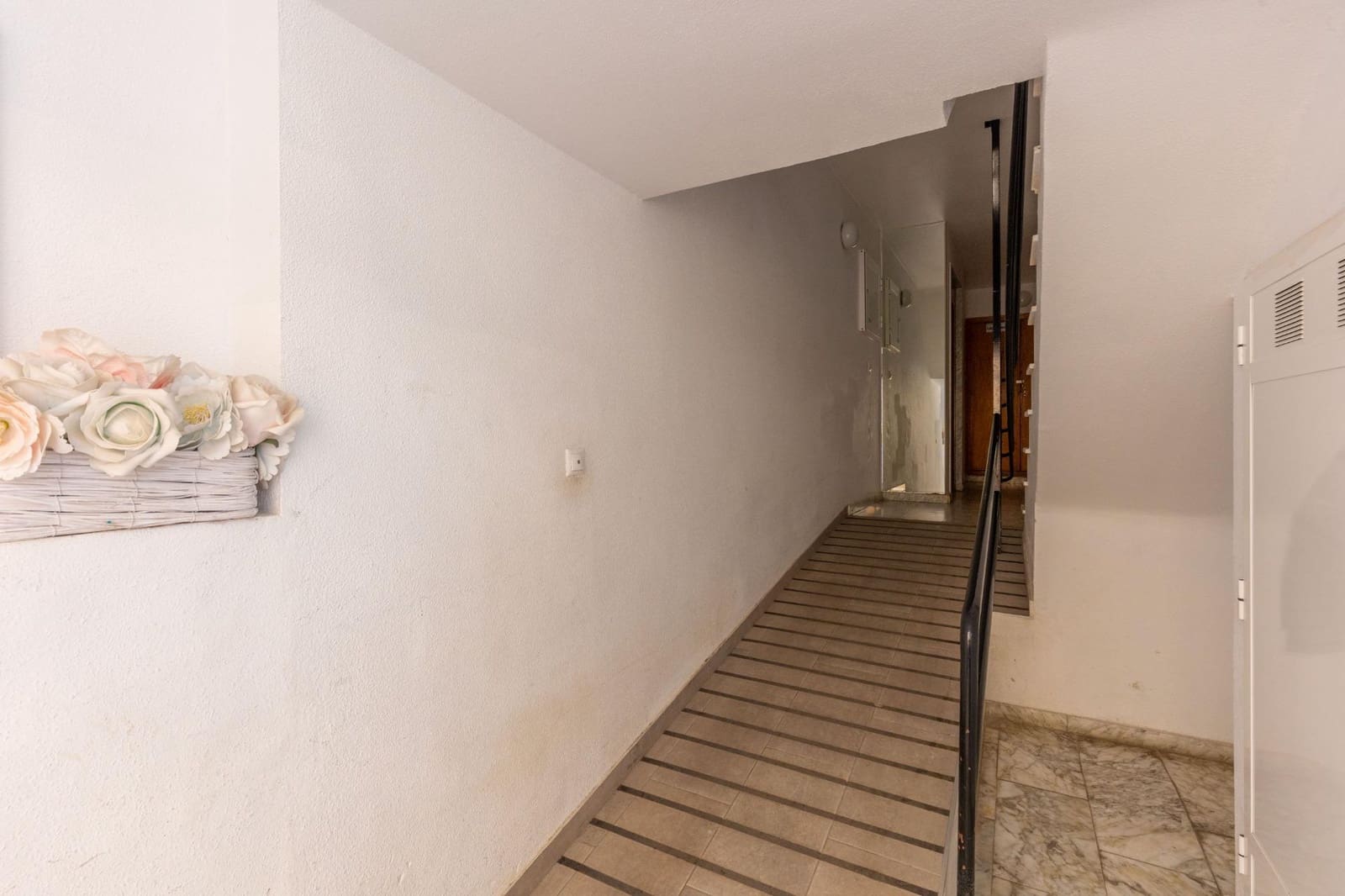 2 Zimmer Apartment zu verkaufen in Torrevieja mit Pool - 134.900 € (Ref: 9798542)