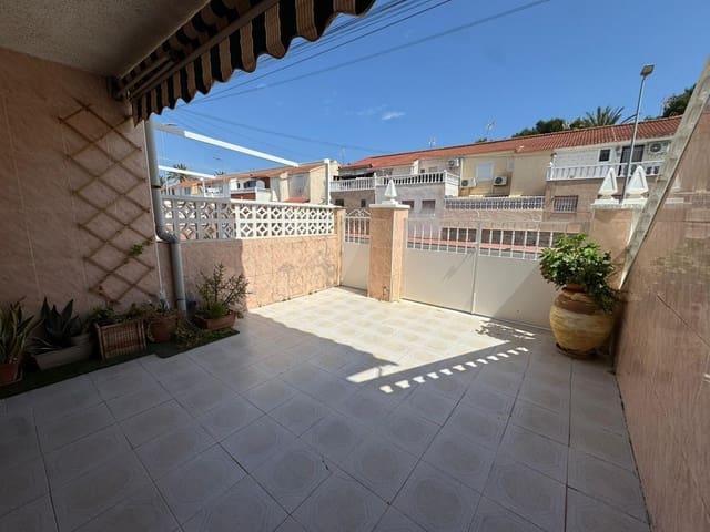 3 bedroom Bungalow for sale in Playa de los Náufragos, Torrevieja - € 149,900 (Ref: 9811026)