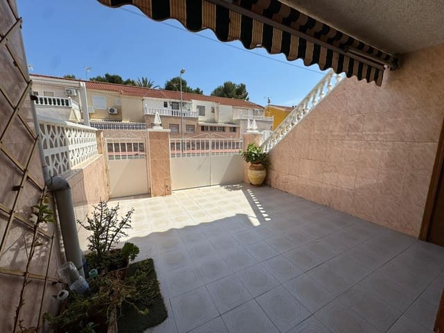 3 bedroom Bungalow for sale in Playa de los Náufragos, Torrevieja - € 149,900 (Ref: 9811026)