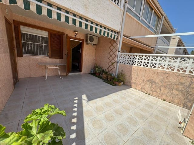 3 bedroom Bungalow for sale in Playa de los Náufragos, Torrevieja - € 149,900 (Ref: 9811026)