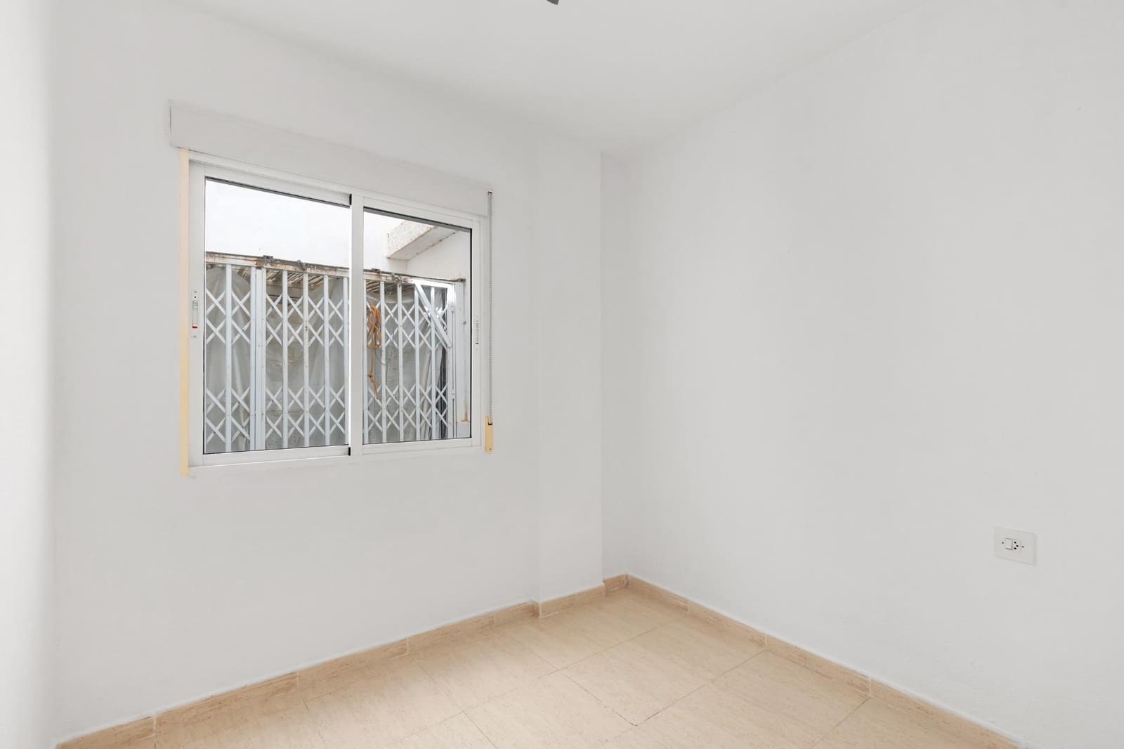 3 slaapkamer Appartement te koop in Torrevieja - € 149.000 (Ref: 9866346)