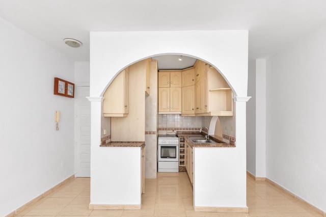 3 slaapkamer Appartement te koop in Puerto Deportivo, Torrevieja - € 149.000 (Ref: 9866346)