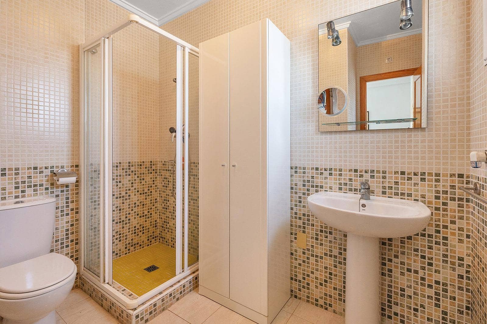 3 chambre Penthouse à vendre à Torrevieja avec piscine - 213 500 € (Ref: 9872864)