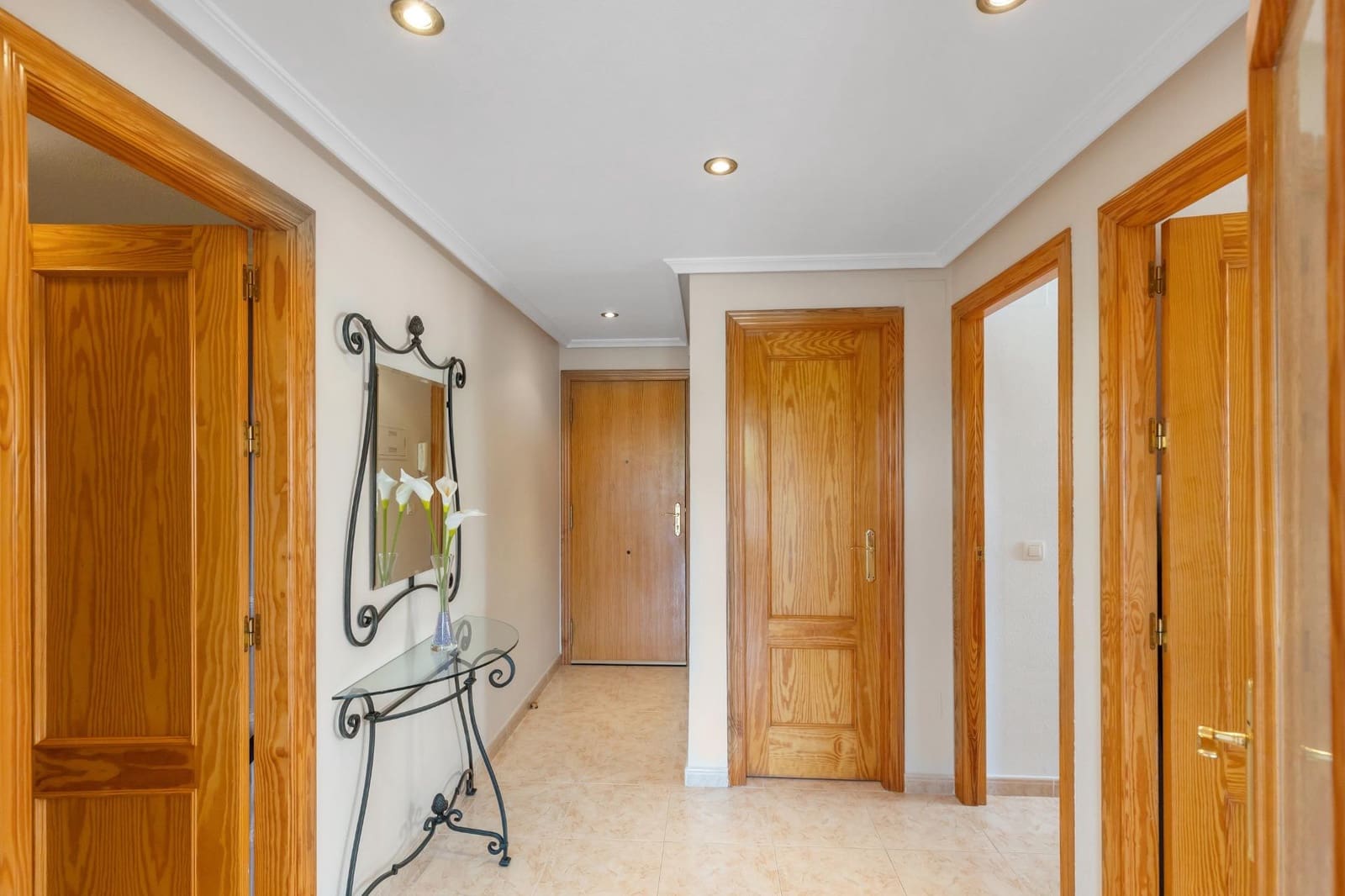 3 slaapkamer Flat te koop in Torrevieja - € 184.900 (Ref: 9889650)