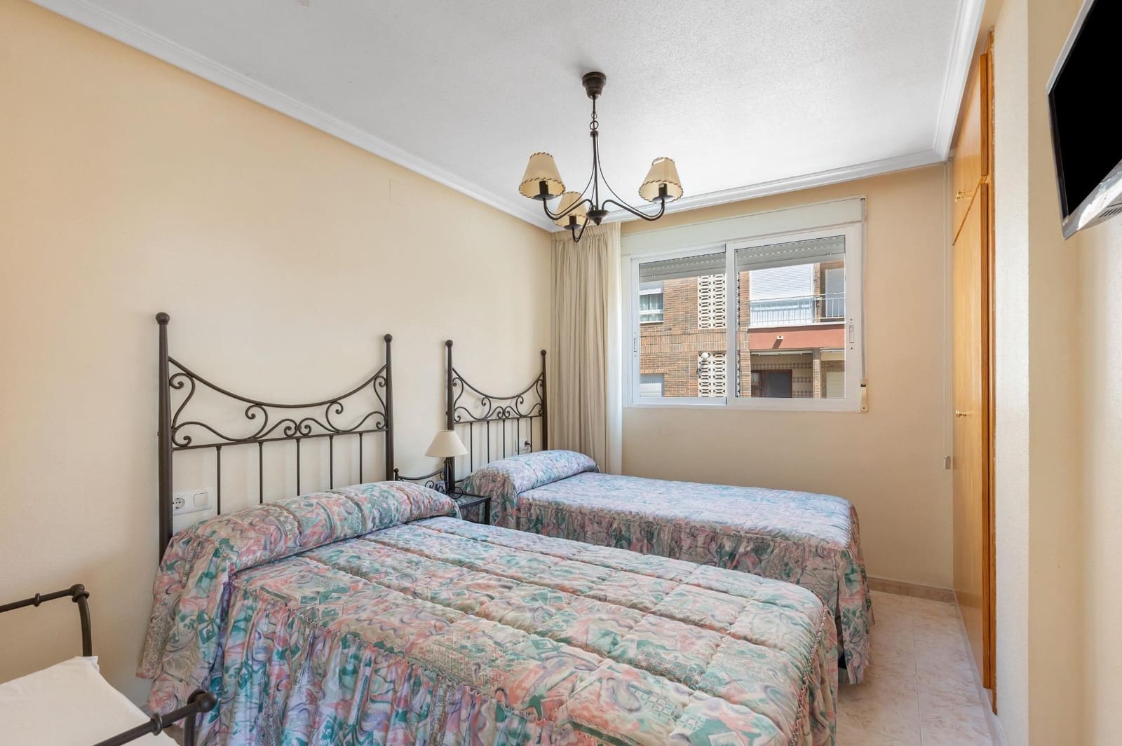 3 slaapkamer Flat te koop in Torrevieja - € 184.900 (Ref: 9889650)