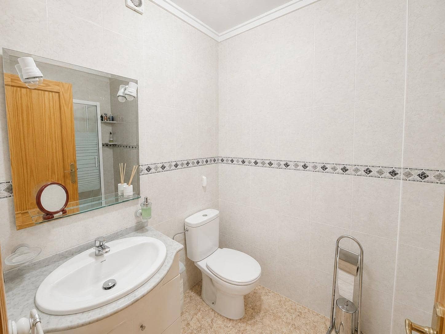 3 soverom Penthouse til salgs i Torrevieja med svømmebasseng - € 199 900 (Ref: 9895674)