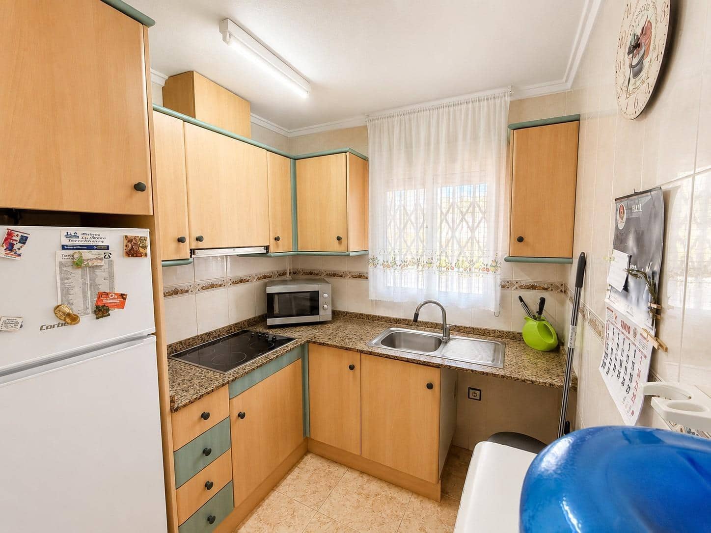 3 soverom Penthouse til salgs i Torrevieja med svømmebasseng - € 199 900 (Ref: 9895674)