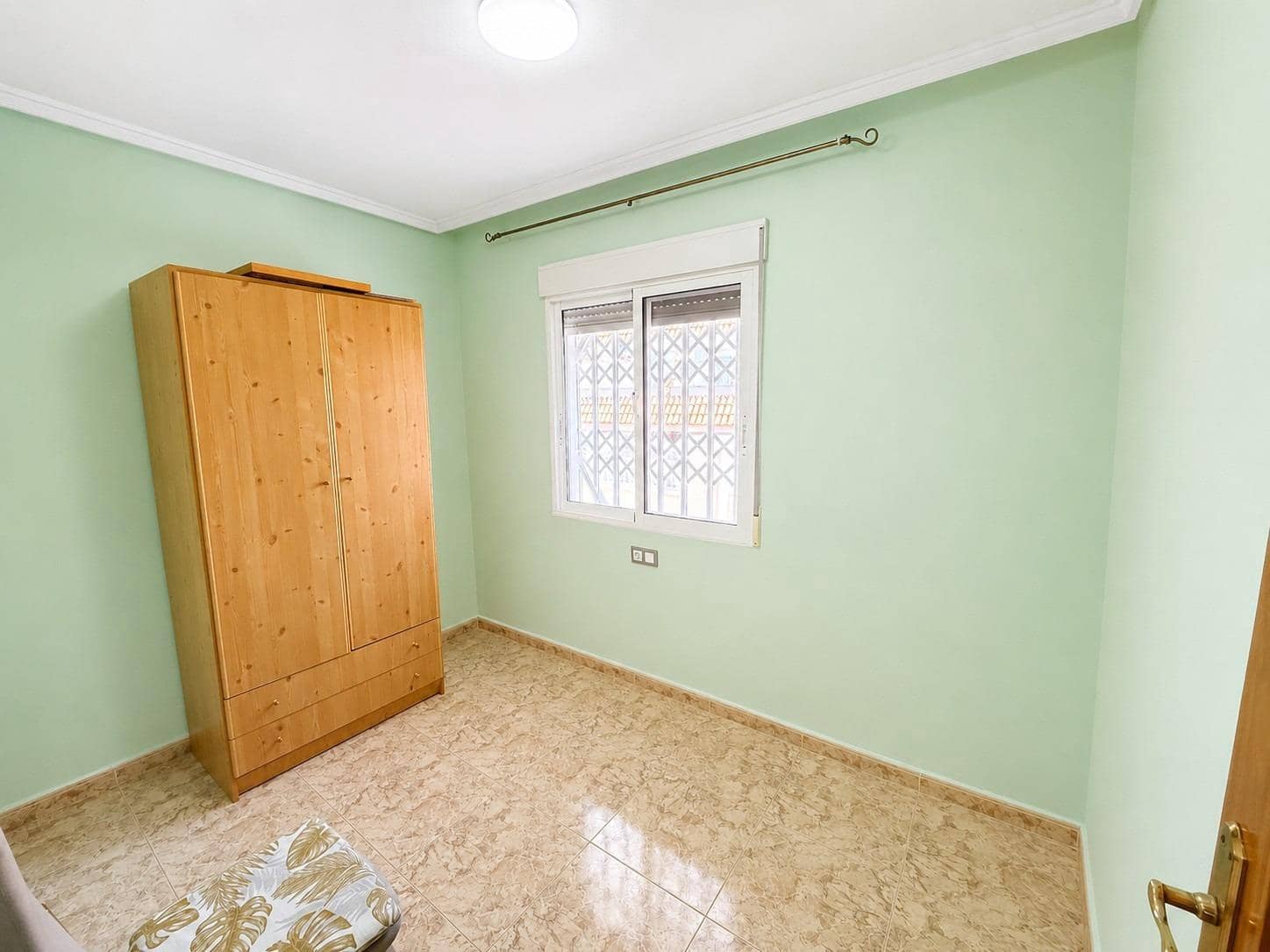 3 soverom Penthouse til salgs i Torrevieja med svømmebasseng - € 199 900 (Ref: 9895674)
