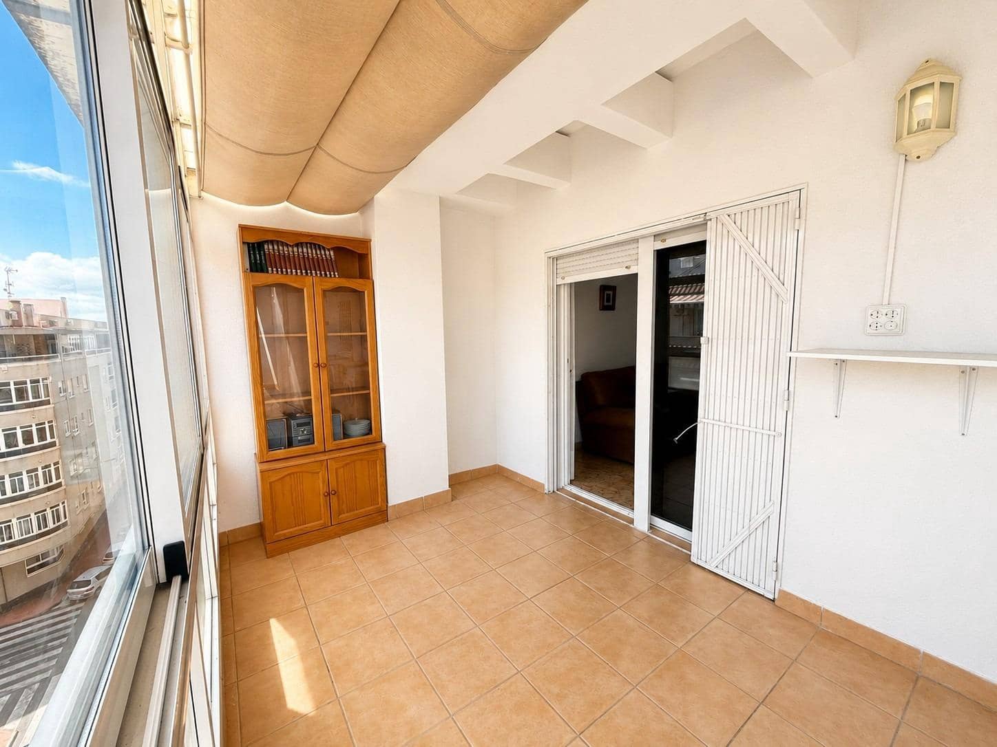 3 soverom Penthouse til salgs i Torrevieja med svømmebasseng - € 199 900 (Ref: 9895674)