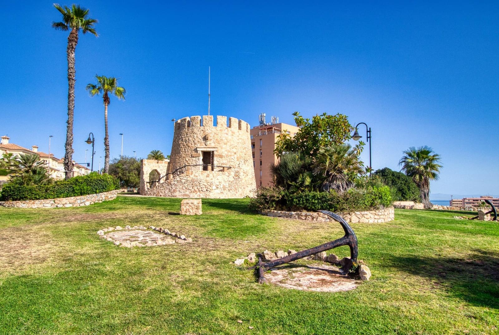 3 soverom Penthouse til salgs i Torrevieja med svømmebasseng - € 199 900 (Ref: 9895674)