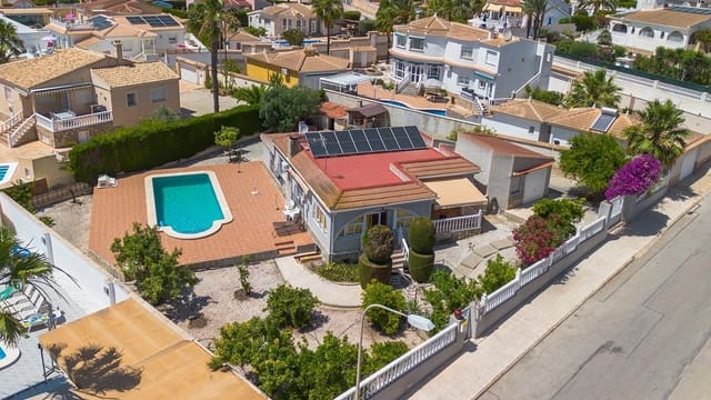 4 soverom Villa til salgs i Ciudad Quesada, Rojales med svømmebasseng garasje - € 495 000 (Ref: 9915147)