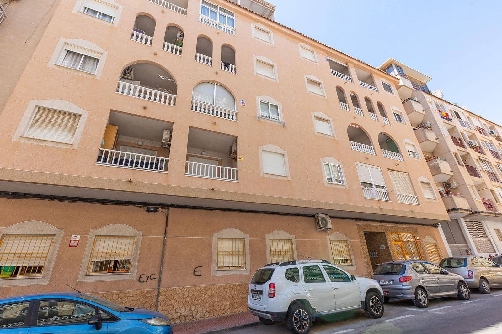 2 sypialnia Apartament na sprzedaż w Torrevieja z basenem - 143 000 € (Ref: 9950902)