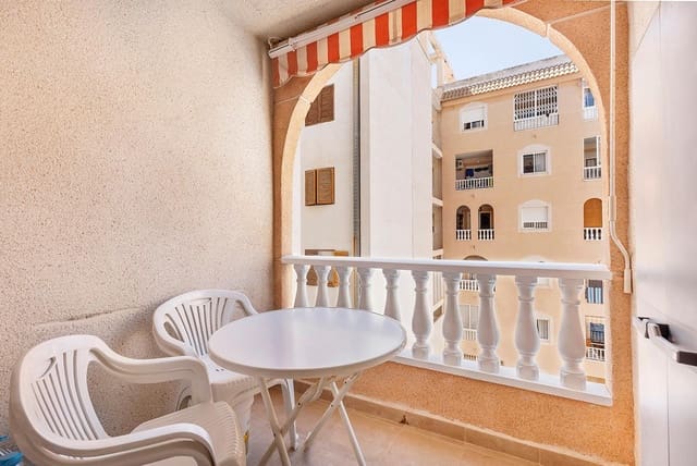 2 sypialnia Apartament na sprzedaż w Avenida Habaneras - Curva de Palangre, Torrevieja z basenem - 143 000 € (Ref: 9950902)