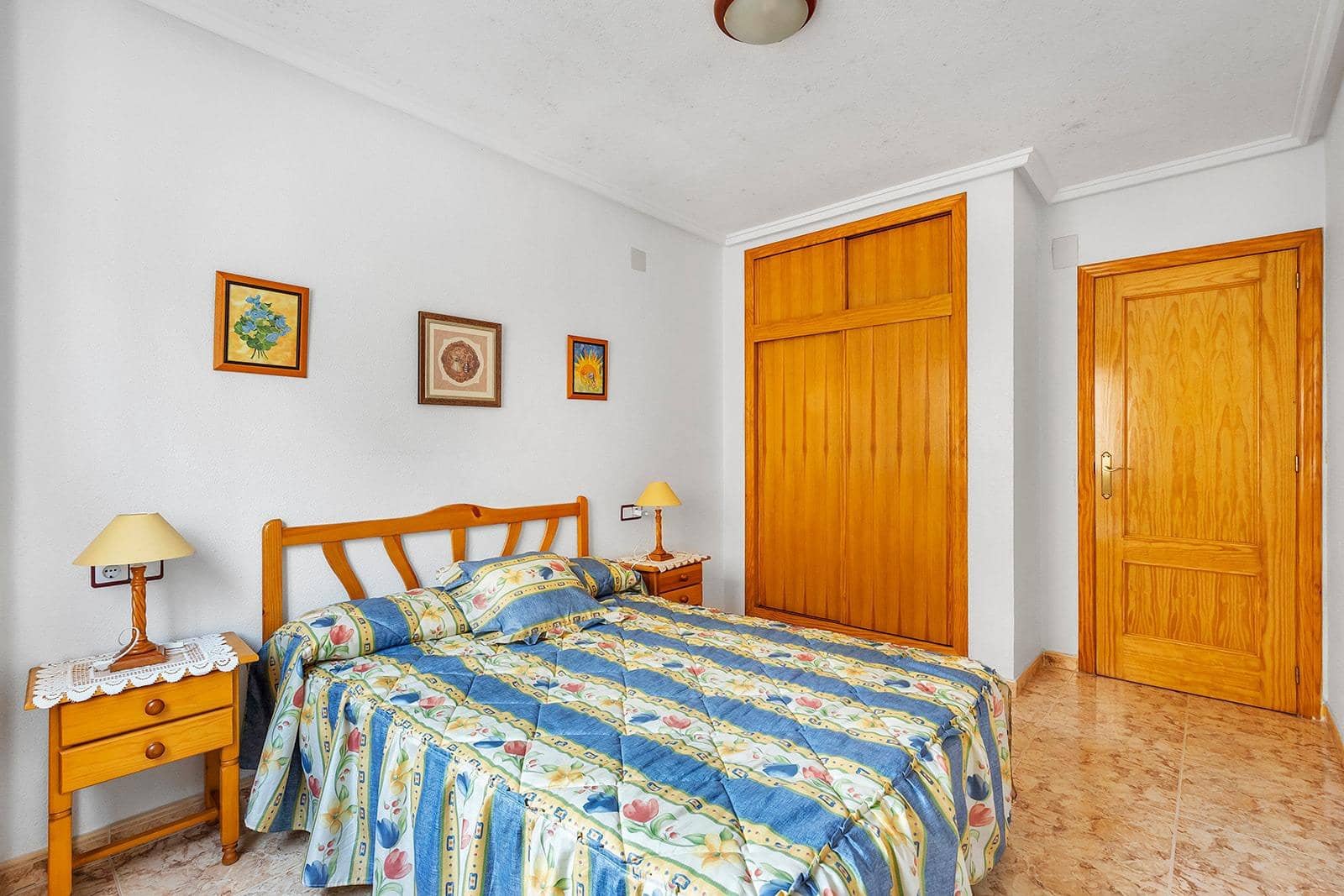 2 soveværelse Lejlighed til salg i Torrevieja med swimmingpool - € 143.000 (Ref: 9978104)