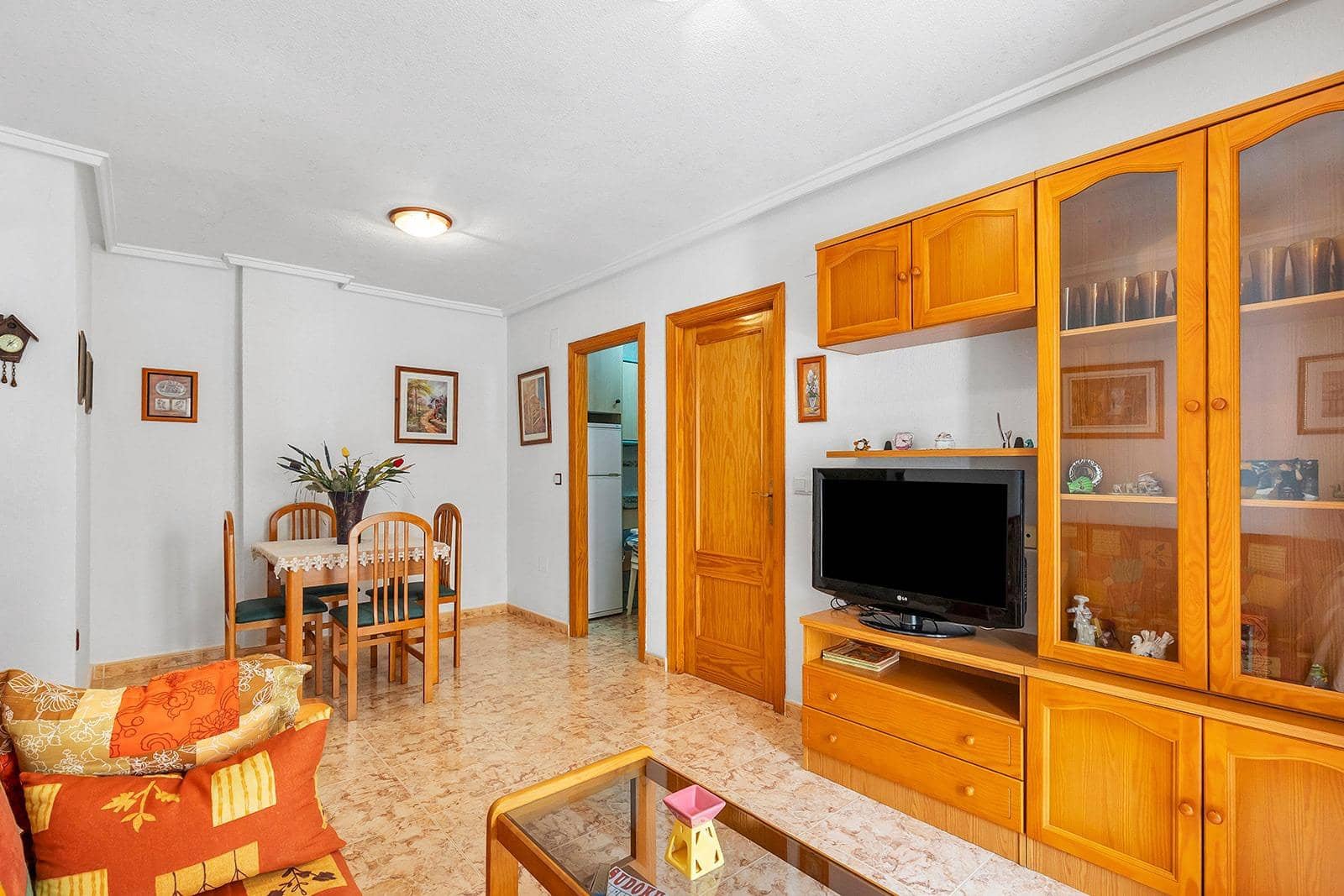 2 soveværelse Lejlighed til salg i Torrevieja med swimmingpool - € 143.000 (Ref: 9978104)