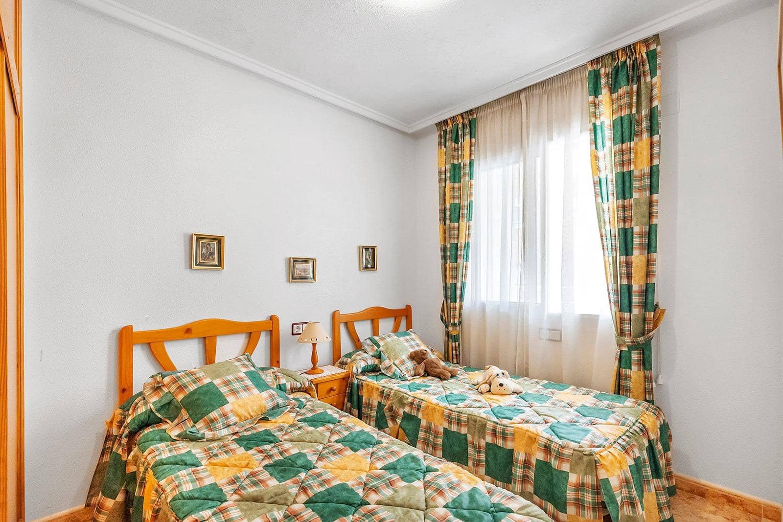 2 soveværelse Lejlighed til salg i Torrevieja med swimmingpool - € 143.000 (Ref: 9978104)