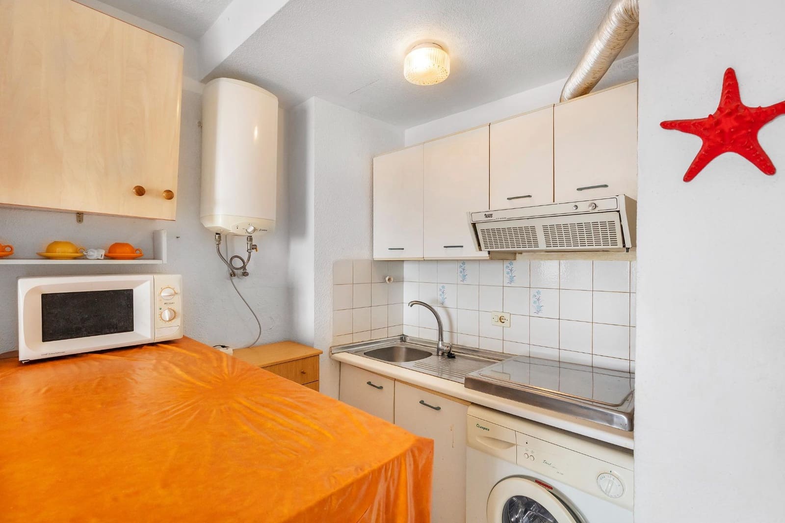 1 makuuhuone Huoneisto myytävänä paikassa Guardamar del Segura mukana 
autotalli - 102 260 € (Ref: 9981729)