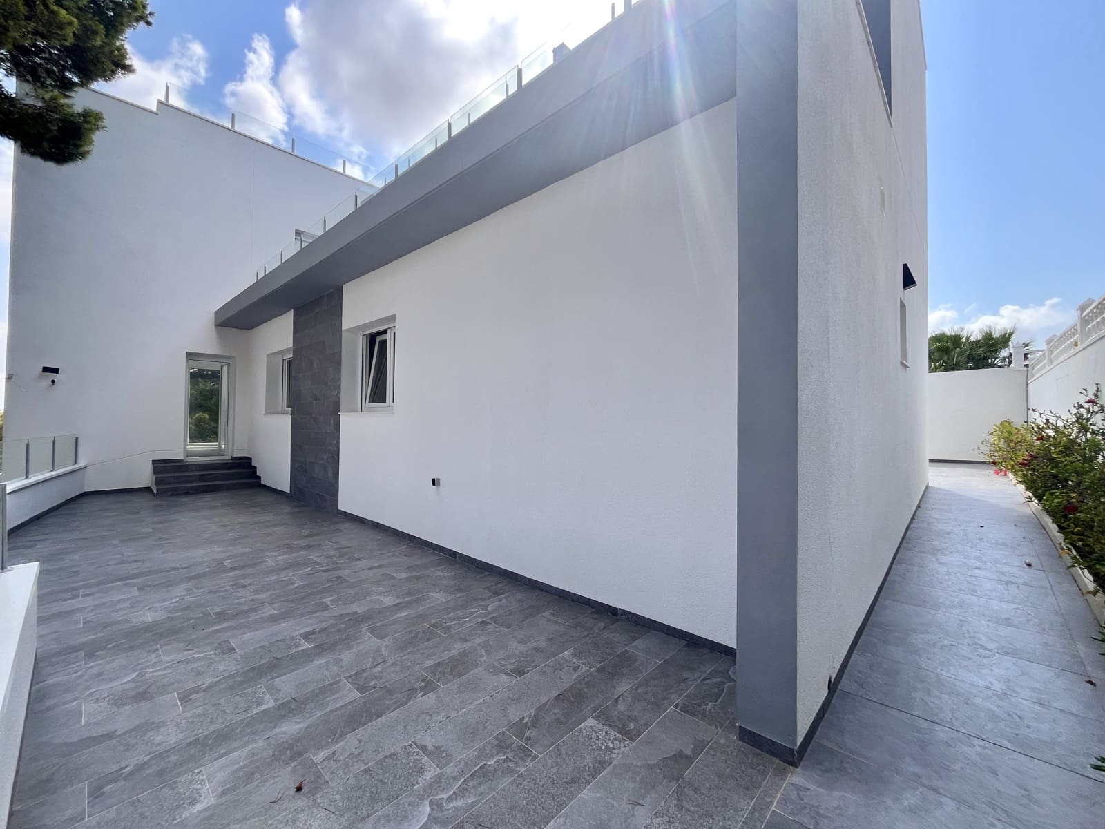 Chalet de 6 habitaciones en Los Balcones en venta - 1.050.000 € (Ref: 10011407)