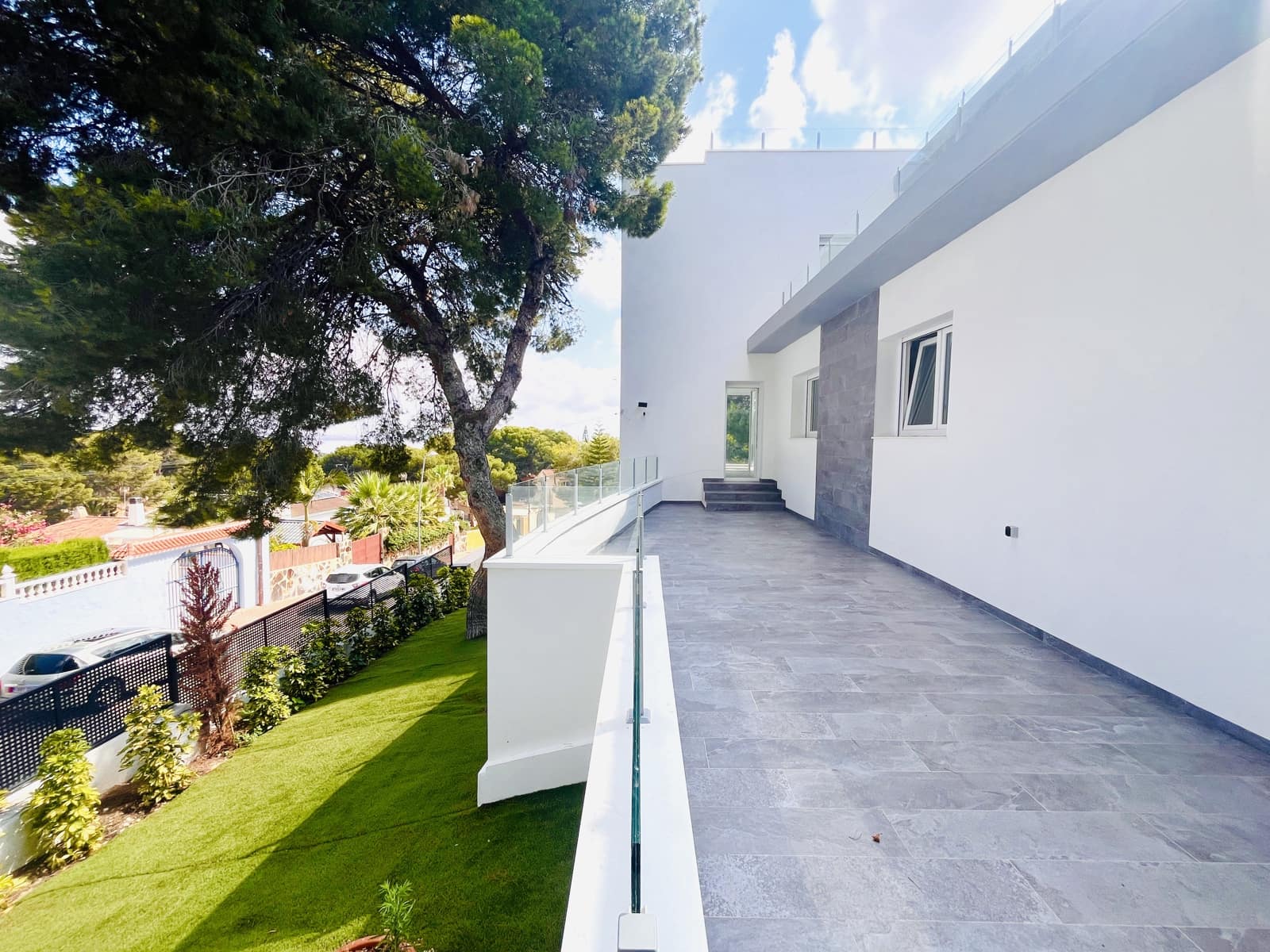 Chalet de 6 habitaciones en Los Balcones en venta - 1.050.000 € (Ref: 10011407)