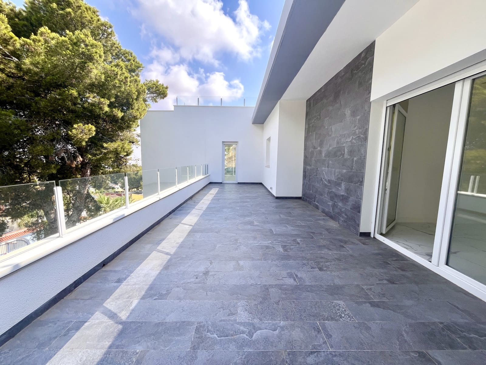 Chalet de 6 habitaciones en Los Balcones en venta - 1.050.000 € (Ref: 10011407)