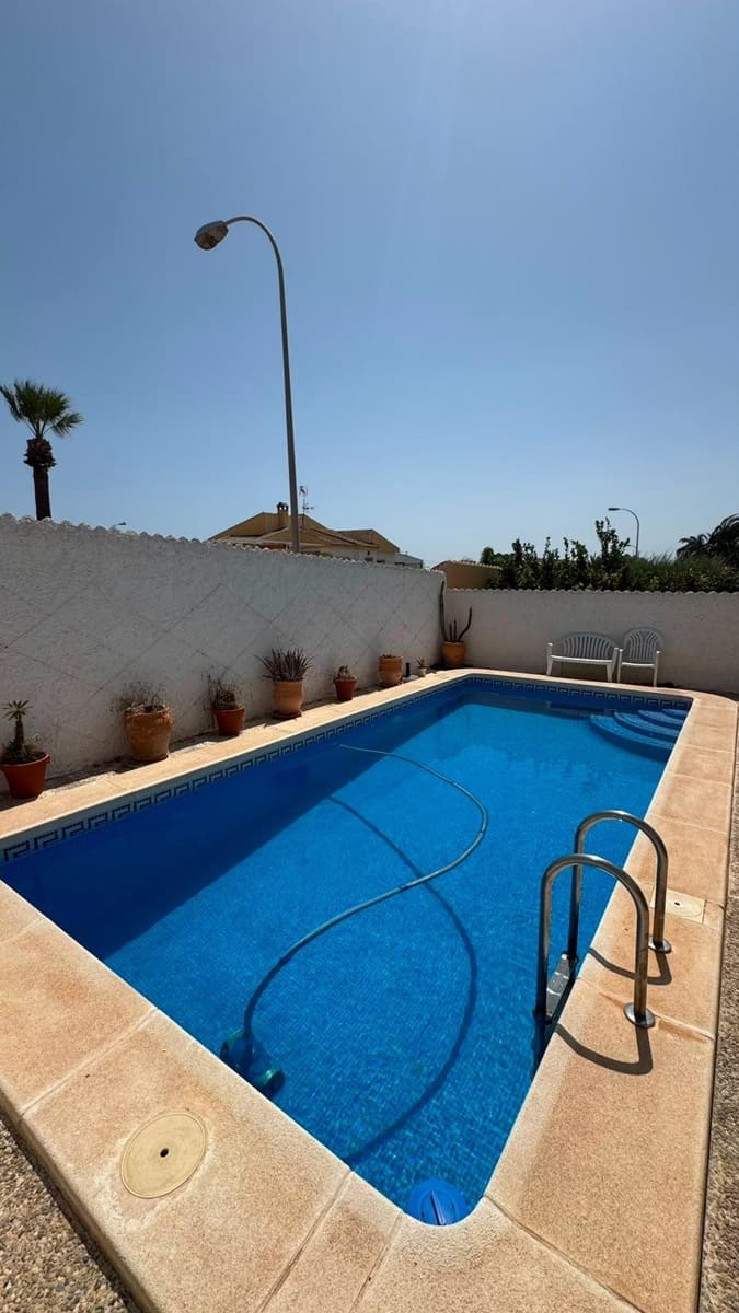 5 slaapkamer Villa te koop in Torrevieja - € 345.000 (Ref: 10019601)