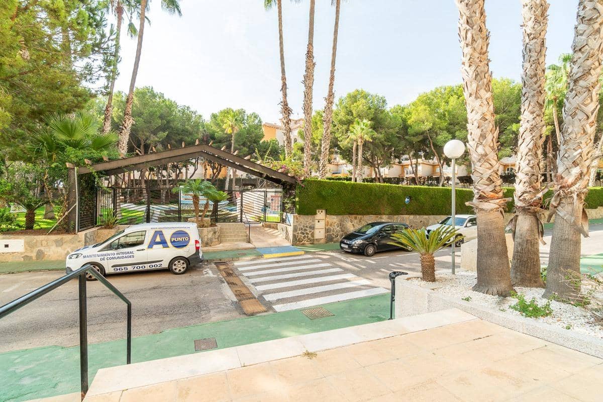 3 chambre Appartement à vendre à Campoamor - 218 000 € (Ref: 10019609)