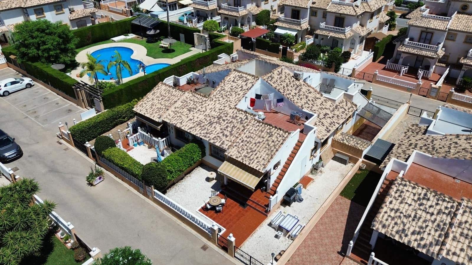 2 makuuhuone Huvila myytävänä paikassa Orihuela Costa - 249 995 € (Ref: 10019623)