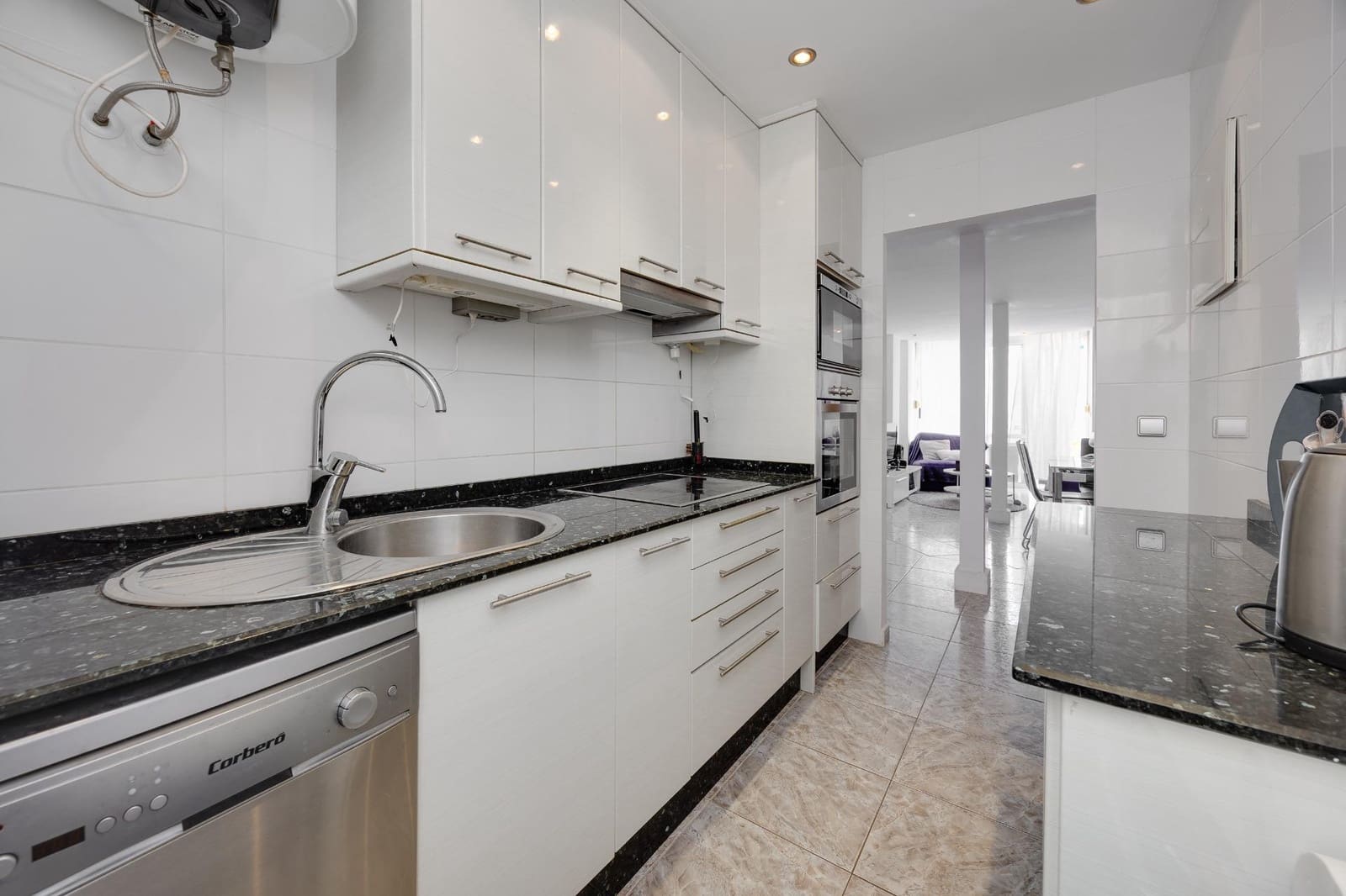 Apartamento de 2 habitaciones en Torrevieja en venta - 174.900 € (Ref: 10019631)