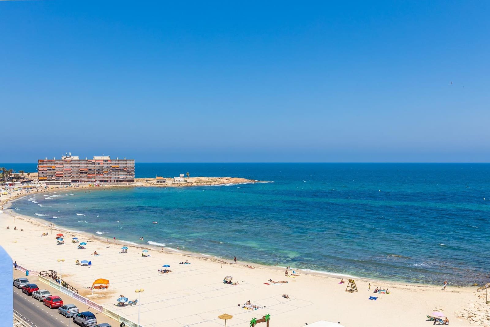 Apartamento de 2 habitaciones en Torrevieja en venta - 174.900 € (Ref: 10019631)