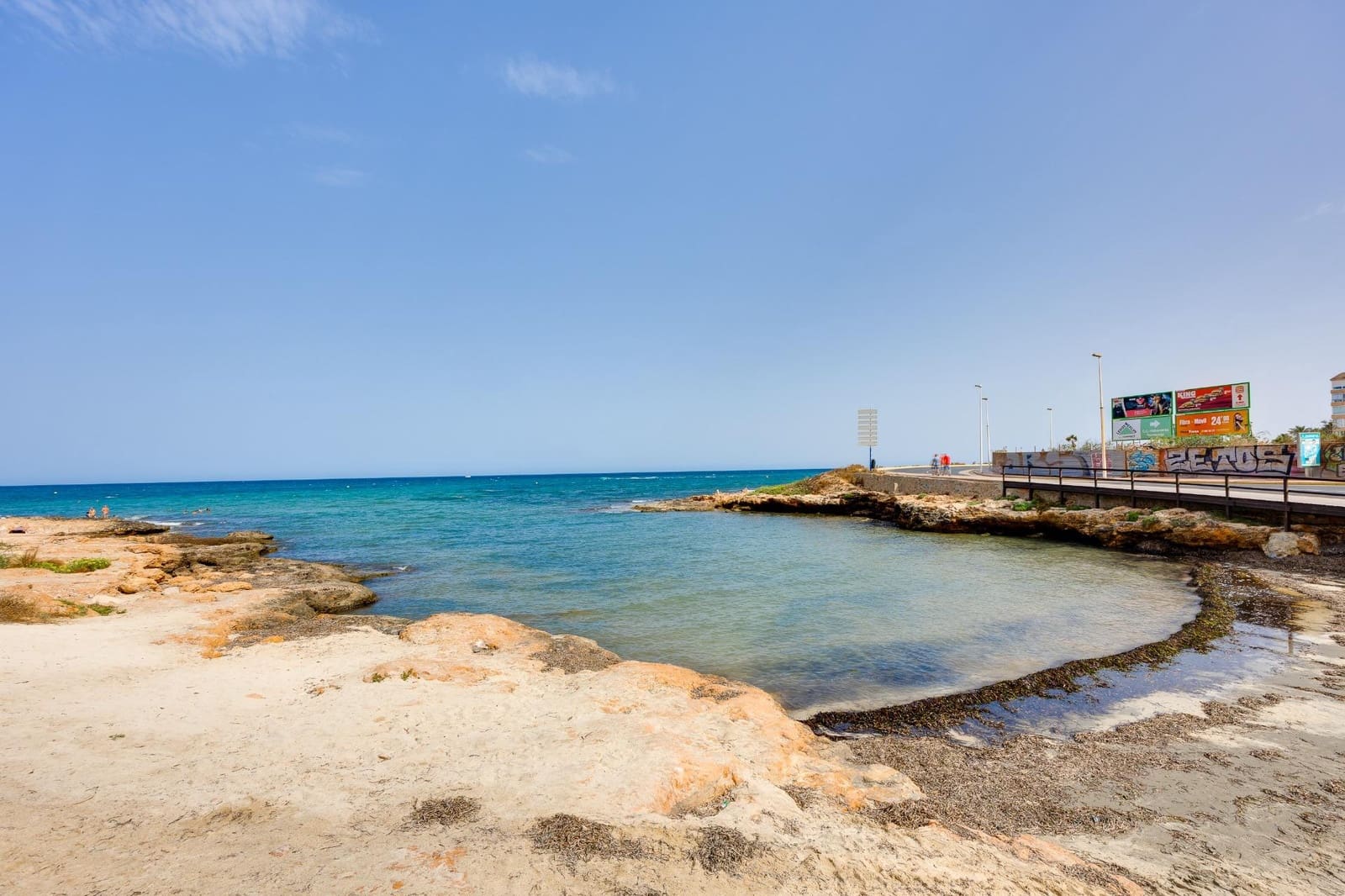 Apartamento de 2 habitaciones en Torrevieja en venta - 174.900 € (Ref: 10019631)