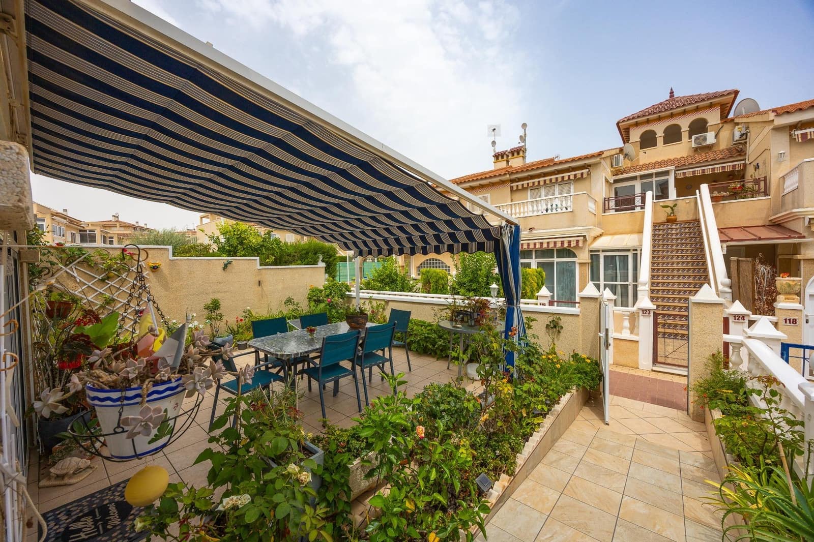 2 slaapkamer Bungalow te koop in Orihuela Costa - € 184.900 (Ref: 10019635)